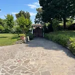 Di Lusso Con Piscina Rzym