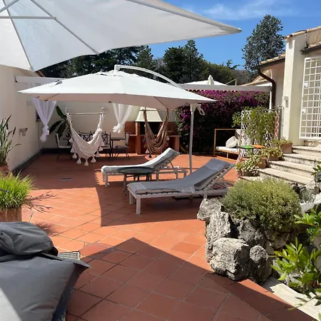 Villa Di Lusso Con Piscina Rome